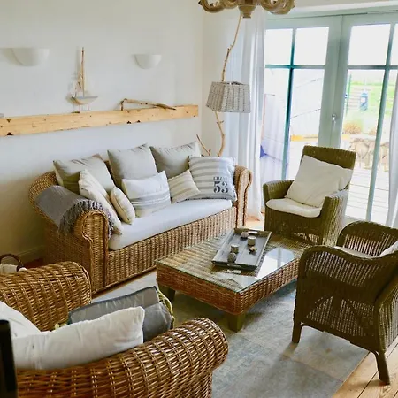 Ostseeferienmeerblick Backbord2083 بيت للعطل فيهمارن