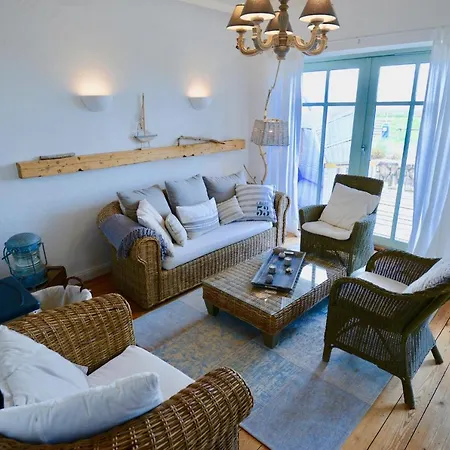 Ostseeferienmeerblick Backbord2083 بيت للعطل فيهمارن